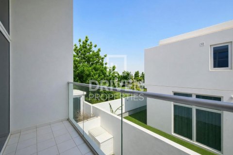 Vilë në Dubai, Emiratet e Bashkuara Arabe 6 dhoma gjumi, 322 m2. № 754108 - Foto 28