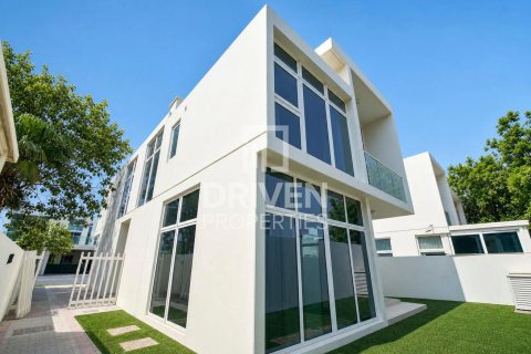 Vilë në Dubai, Emiratet e Bashkuara Arabe 6 dhoma gjumi, 322 m2. № 754108 - Foto 22