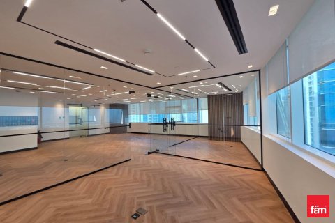 Büroraum zur Miete in Dubai, VAE 101.6 m2 Nr. 698946 - Foto 5