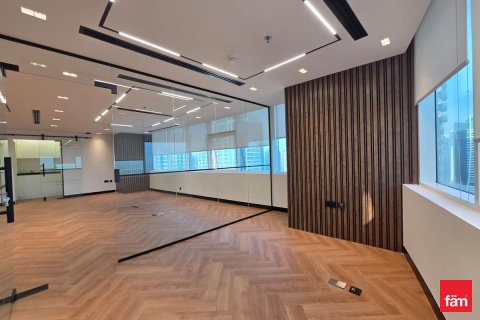 Büroraum zur Miete in Dubai, VAE 101.6 m2 Nr. 698946 - Foto 7