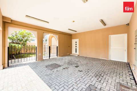 Vilă de vânzare în Dubai, EAU 2 dormitoare, 633.1 mp. №698950 - poză 7