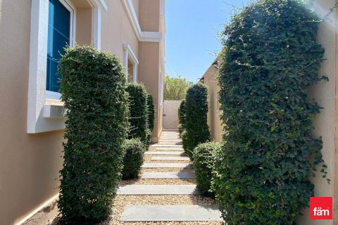 Купить виллу в Дубай, ОАЭ 2 спальни, 633.1м2, № 698950 - фото 13