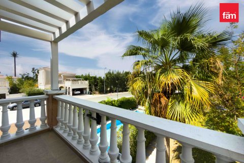 Vilă de vânzare în Dubai, EAU 2 dormitoare, 633.1 mp. №698950 - poză 5