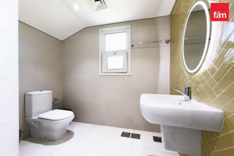 Vilă de vânzare în Dubai, EAU 2 dormitoare, 633.1 mp. №698950 - poză 2
