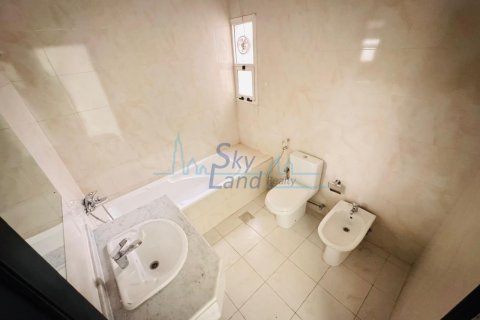 Villa uthyres i Jumeirah, Dubai, UAE 4 sovrum, 278.7 kvm Nr. 659625 - fotografi 13