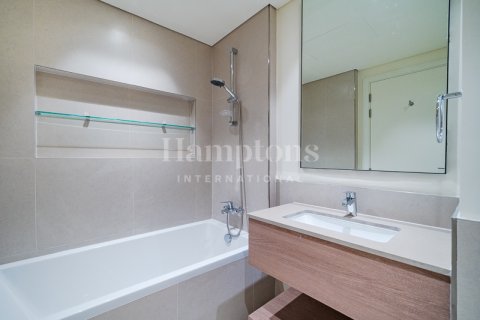 Villa in Dubai South (Dubai World Central), UAE 3 bedrooms, 176.99879560 sq.m. № 701099 - photo 2