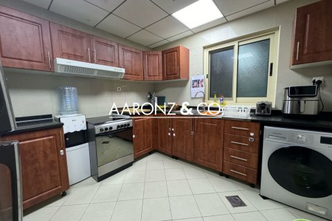 Appartamento in affitto a Jumeirah Lake Towers, Dubai, EAU 2 camere da letto, 101 mq. № 701069 - foto 12