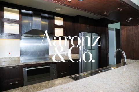 Apartment sa Downtown Dubai (Downtown Burj Dubai), UAE 3 silid-tulugan, 171 sq.m. № 701068 - larawan 27