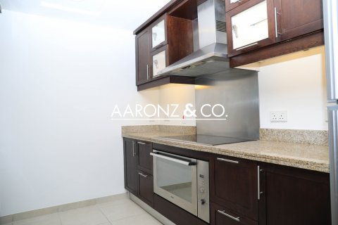 Apartament në Downtown Dubai (Downtown Burj Dubai), Emiratet e Bashkuara Arabe 3 dhoma gjumi, 171 m2. № 701068 - Foto 23