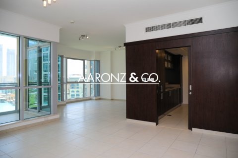 Apartament në Downtown Dubai (Downtown Burj Dubai), Emiratet e Bashkuara Arabe 3 dhoma gjumi, 171 m2. № 701068 - Foto 18