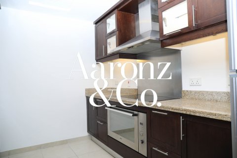 Apartment sa Downtown Dubai (Downtown Burj Dubai), UAE 3 silid-tulugan, 171 sq.m. № 701068 - larawan 23