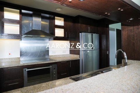 Apartament në Downtown Dubai (Downtown Burj Dubai), Emiratet e Bashkuara Arabe 3 dhoma gjumi, 171 m2. № 701068 - Foto 27
