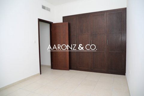 Apartament në Downtown Dubai (Downtown Burj Dubai), Emiratet e Bashkuara Arabe 3 dhoma gjumi, 171 m2. № 701068 - Foto 19