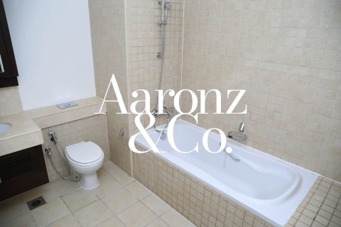 Apartment sa Downtown Dubai (Downtown Burj Dubai), UAE 3 silid-tulugan, 171 sq.m. № 701068 - larawan 28