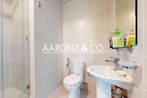 Apartment in Dubai Marina, UAE 2 bedrooms, 138 sq.m. № 701071 - photo 10