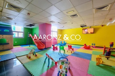 Apartment in Dubai Marina, UAE 2 bedrooms, 138 sq.m. № 701071 - photo 12