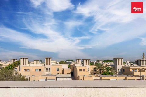 Villa itt: Umm Suqeim, Dubai, EAE, 4 hálószoba, 478.4 m², azonosító: 645027 - fénykép 30