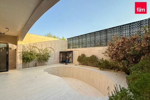 Villa itt: Umm Suqeim, Dubai, EAE, 4 hálószoba, 478.4 m², azonosító: 645027 - fénykép 16
