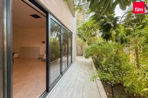 Villa itt: Umm Suqeim, Dubai, EAE, 4 hálószoba, 478.4 m², azonosító: 645027 - fénykép 27
