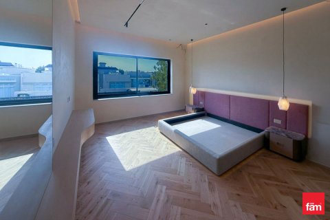 Vila v Umm Suqeim, Dubai, SAE 4 spálne, 478.4 m2 č. 645027 - Fotografia 20