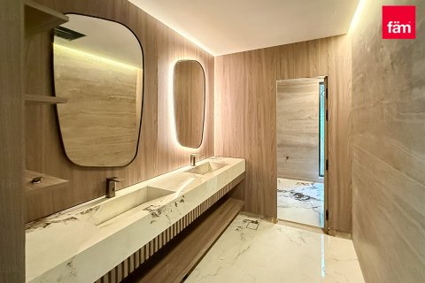 Villa itt: Umm Suqeim, Dubai, EAE, 4 hálószoba, 478.4 m², azonosító: 645027 - fénykép 21
