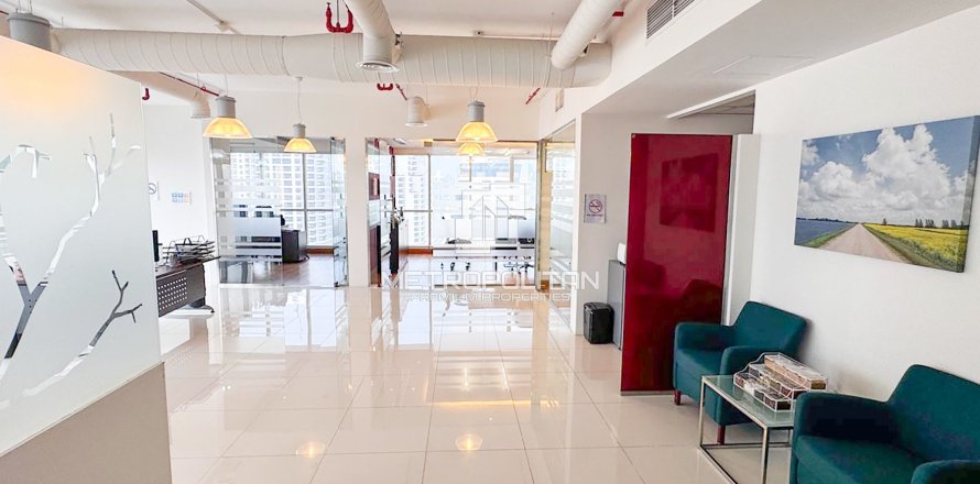 Oficina en Jumeirah Lake Towers, Dubai, EAU 126 m² № 663115