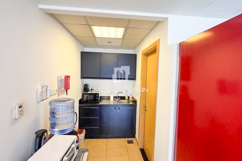 Oficina en venta en Jumeirah Lake Towers, Dubai, EAU 126 m2 № 663115 - foto 14