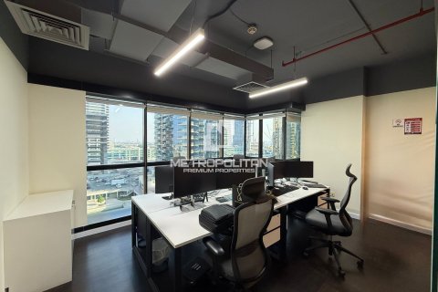 Office til salg i Jumeirah Lake Towers, Dubai, UAE 106.1 kvm № 663113 - foto 7