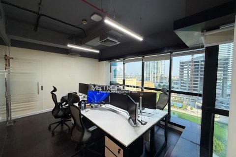 Office til salg i Jumeirah Lake Towers, Dubai, UAE 106.1 kvm № 663113 - foto 6