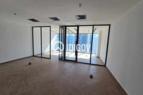 Birojs Business Bay, Dubaijā, AAE 61.87 m2 Nr. 735861 - attēls 8