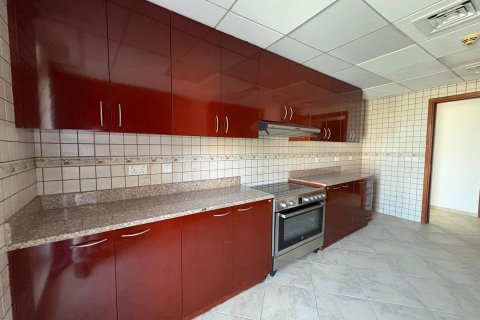Apartment in Dubai, UAE 3 bedrooms, 224 sq.m. № 707773 - photo 12