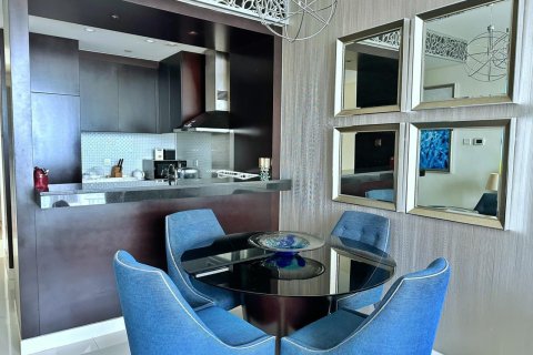Apartemen di Downtown Dubai (Downtown Burj Dubai), UEA 2 kamar tidur, 115 m2 nomor 707779 - foto 6