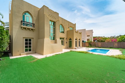 Jumeirah Islands、Dubai、UAEにあるヴィラ 4ベッドルーム、497 m2 No707775