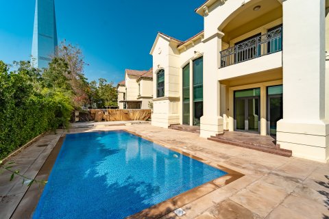 فيلا للبيع في Jumeirah Islands، دبي، الإمارات العربية المتحدة 4 غرفة نوم ، 497 متر مربع ، رقم 707775 - صورة 2