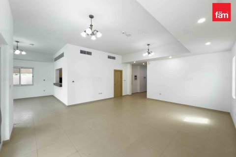 Villa in Dubai, UAE 4 bedrooms, 510 sq.m. № 634833 - photo 12