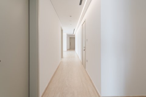 Huoneisto Palm Jumeirah, Dubai, Arabiemiraatit 3 makuuhuonetta, 559 m2 № 711786 - kuva 17