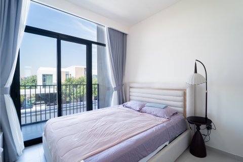 Řadový dům v Dubai, SAE 3 ložnice, 180 m² Č.: 711783 - fotografie 8