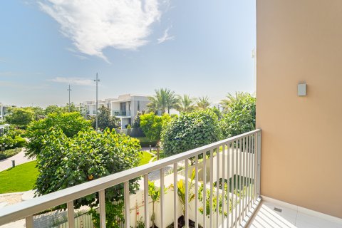 Řadový dům v Dubai, SAE 3 ložnice, 180 m² Č.: 711783 - fotografie 11