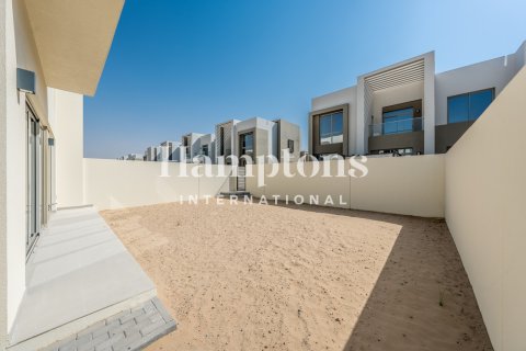 Kaupunkipientalo Arabian Ranches 2, Dubai, Arabiemiraatit 4 makuuhuonetta, 273.68945091 m2 № 701832 - kuva 6