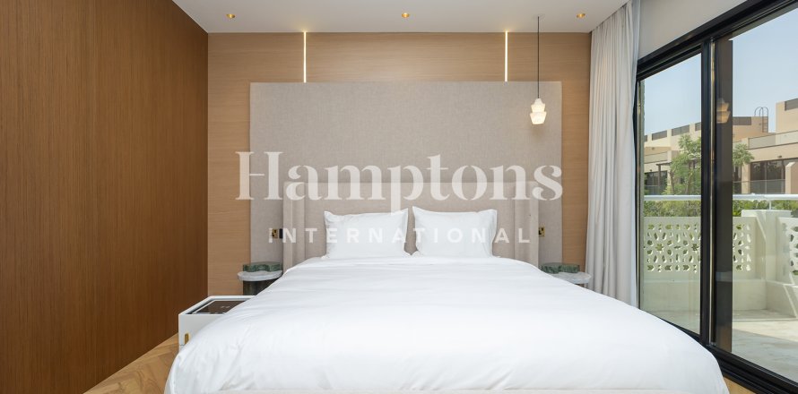 Villa Meadows, Dubaijā, AAE 4 istabas, 371.612 m2 Nr. 701838