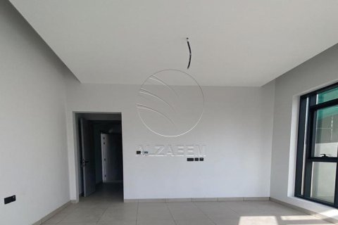 Villa in Al Shamkha, Abu Dhabi, UAE 6 bedrooms, 510 sq.m. № 725787 - photo 1