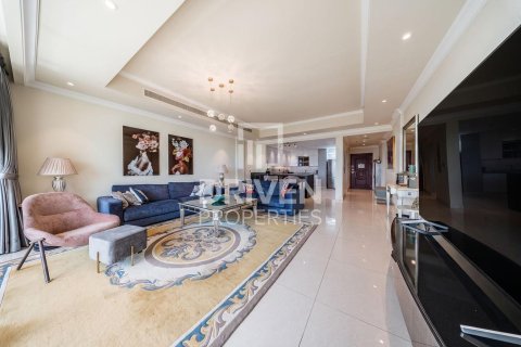 آپارتمان برای فروش در  Palm Jumeirah، Dubai، امارات متحده عربی  3 خوابه ، 238.39 متر مربع ، شماره 741669 - تصویر 3