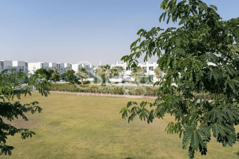 Kuća u nizu u gradu Dubai, UAE 4 spavaće sobe, 112 m2 Br. 642394 - Slika 29