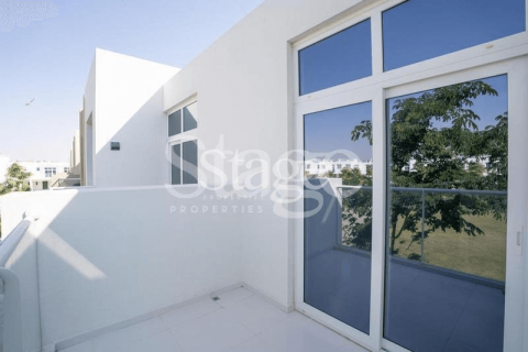 Kuća u nizu u gradu Dubai, UAE 4 spavaće sobe, 112 m2 Br. 642394 - Slika 20