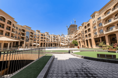Apartemen di Jumeirah Village Circle, Dubai, UEA 3 kamar tidur, 262 m2 nomor 642391 - foto 15
