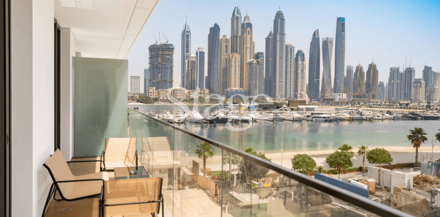 Dubai Harbour、Dubai、UAEにあるマンション 1ベッドルーム、79 m2 No642392