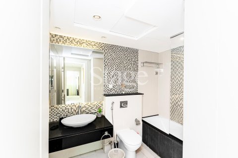 Apartemen di Downtown Dubai (Downtown Burj Dubai), UEA 3 kamar tidur, 113 m2 nomor 642393 - foto 19