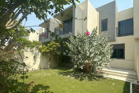阿联酋 Dubai Dubai Hills Estate 联排别墅  3 卧, 206.99 平方米 , 编号 764349