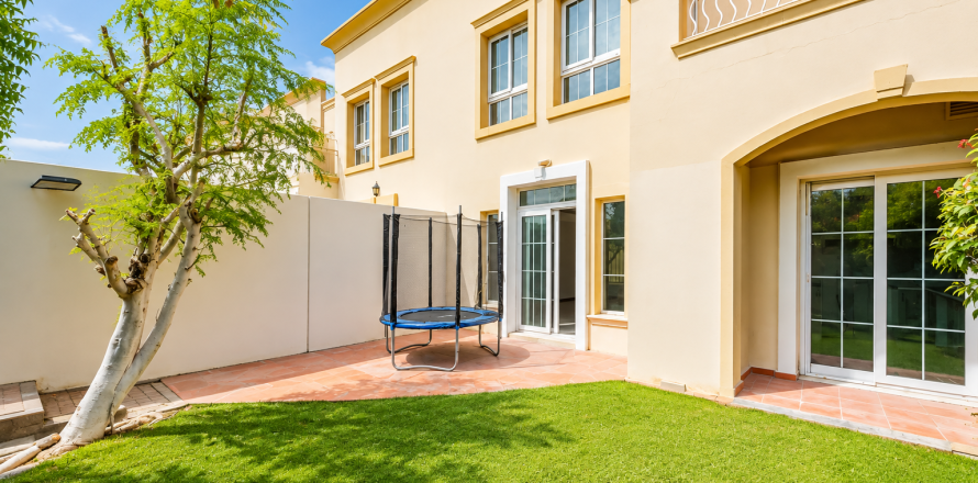 Villa a The Springs, Dubai, EAU 3 camere da letto, 212.47 mq. № 764365