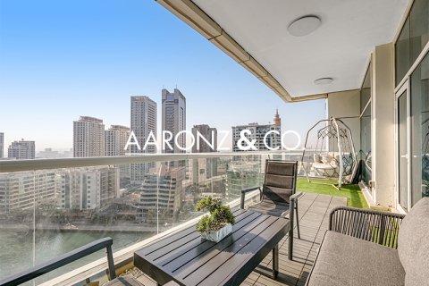 Appartamento in vendita a Dubai Marina, Dubai, EAU 2 camere da letto, 136.4 mq. № 670642 - foto 1